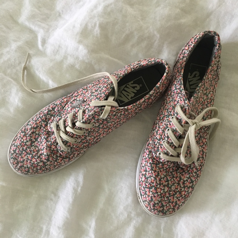 Authentic Vans shoes